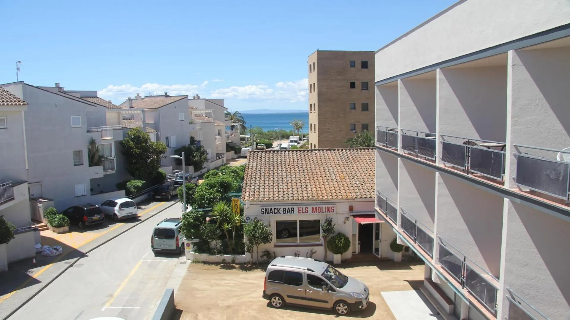 Aparthotel Els Molins Росас 2*,