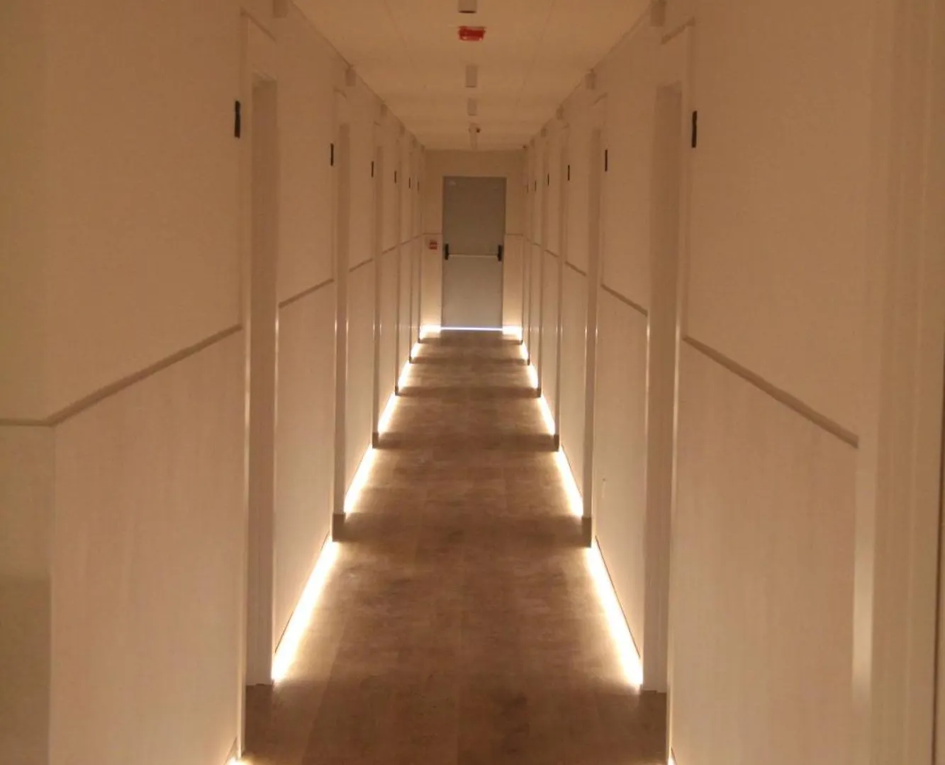 Aparthotel Els Molins Росас